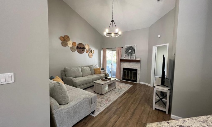 Huntsville Apartment | Mid City Condo