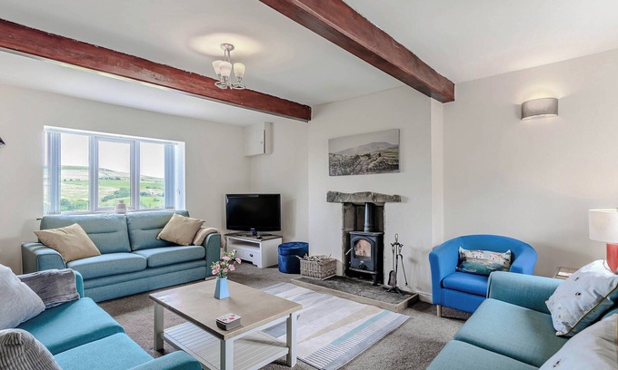 Crawshaw Booth Cottage | Middle Bank Top Farm - UK39183