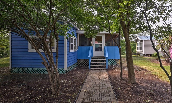 Put-in-Bay Villa | Middle Bass Island Home - Pool & Hot Tub Access!