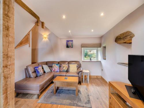 Litton House | Middlecroft - Uk45062