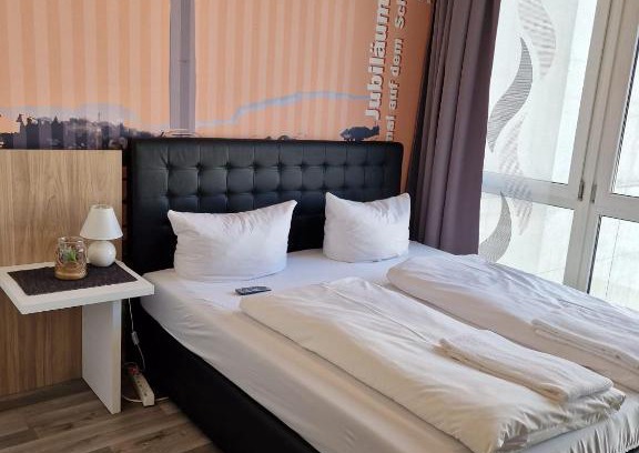 Rathaus Apartment | MIDTOWN Apartments