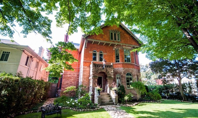 Lytton Park House | Midtown Victorian Gem