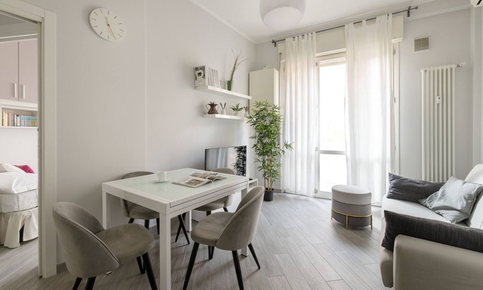 Centro Storico Apartment | MILANO ADORABLE HOME - a cute apartment in Milan city centre: 2 BDR, 4 guests
