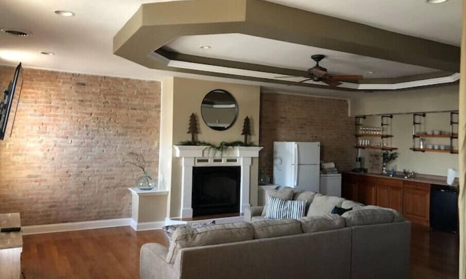 Utica Apartment | Mill Street Suite