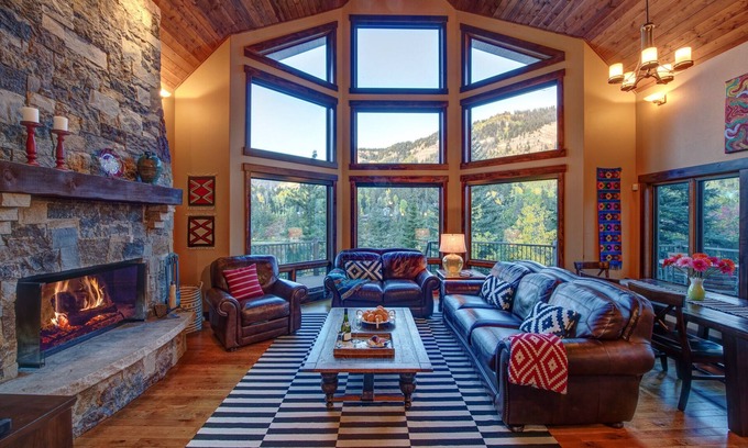 Columbine Lake House | Million Dollar Views on Lake Purgatory! Only 1 Mile to Ski Resort!
