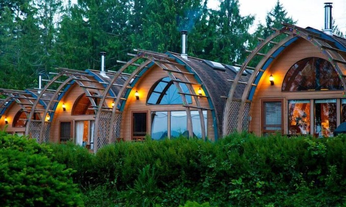 Salt Spring Island Cabin | Mineral Springs Resort