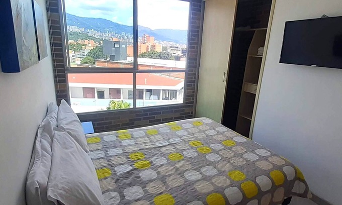 Laureles - Estadio Apartment | Mingle with the beautiful Paisas