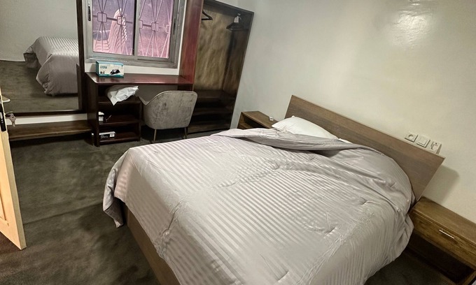 Centre ville Apartment | Mini-appartement Moderne Avec Jardin Privé au Coeur de Yaoundé