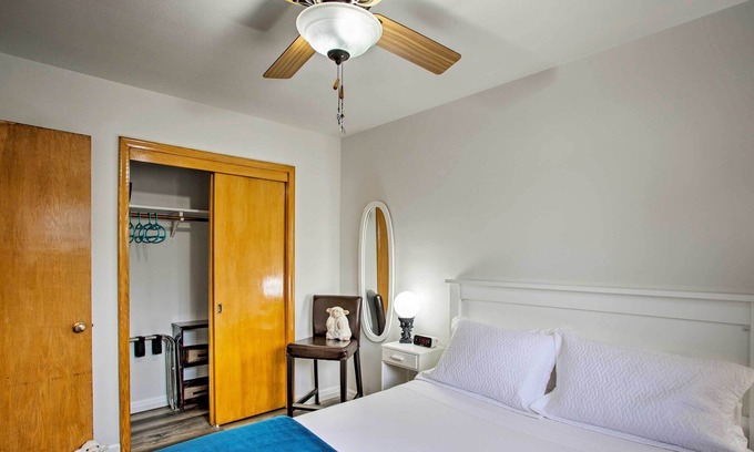 Columbia Heights Apartment | Minneapolis Apt by Bus Stop - 15 Min to Downtown!