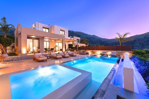 Georgioupolis Villa | Minoas Villas Heated Pool