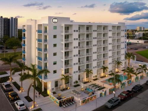 St. Petersburg - Clearwater Apartment | Mint House St. Petersburg - Downtown