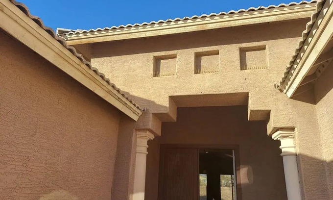 Copper Creek House | Minton Street Jewel, this house exudes peace, it is so quiet and serene. Enjoy!