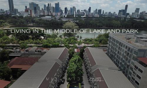 Bangkok Central Business District Villa | MIQ Asoke808 Villa - Asoke BTS - garden pool - 16 Pax