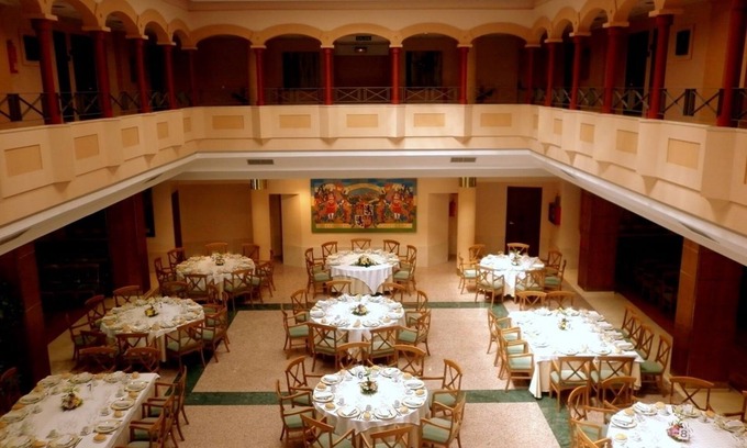 Santo Tome del Puerto Hotel | Mirasierra