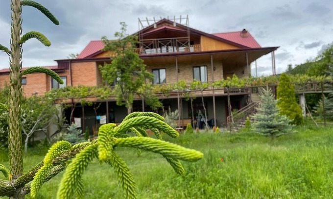 Tsilkani House | Mirioni