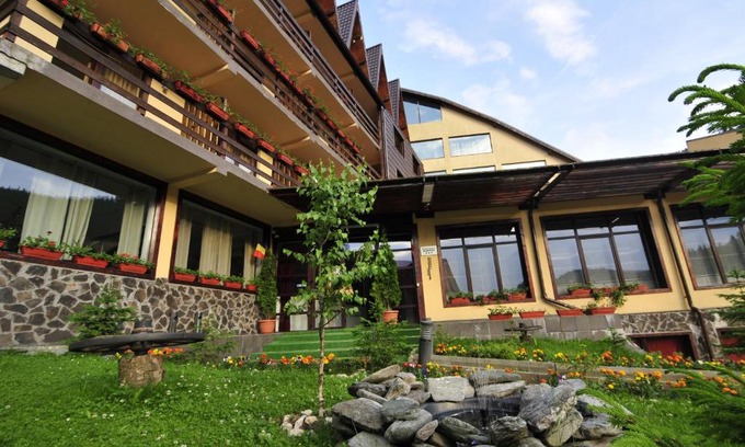 Moeciu de Sus Hotel | Mistral Resort