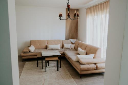 Mitrovicë Villa | Mitrovica View