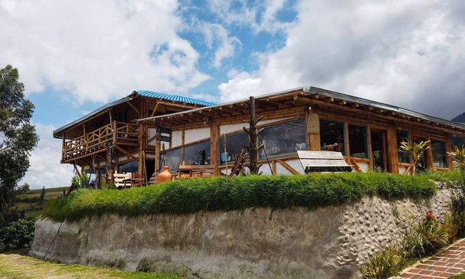 Eugenio Espejo Bed & Breakfast | Mixed Dormitory Room