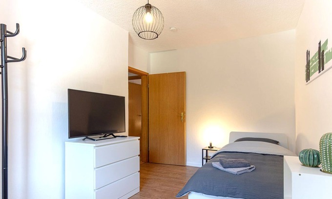 Luedenscheid Apartment | Mk06 - Schöne 3 Zimmer Monteurwohnung in Lüdenscheid, 55qm, 3 Zimmer, Max. 4 Personen