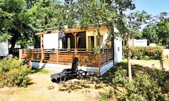 Wijckel House | Mobilheim - Raised Terrace