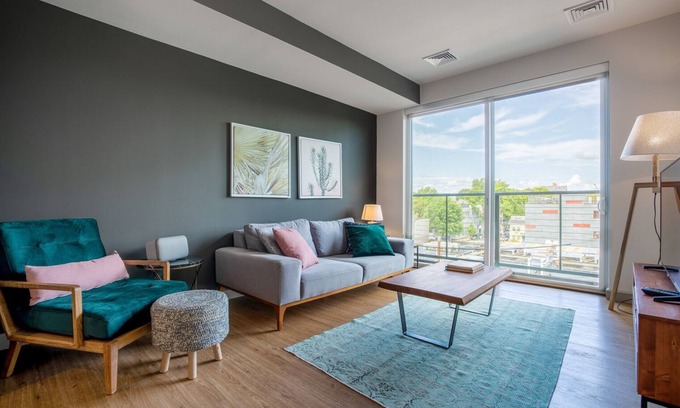 Arefth Apartment | Mod Kendall Square 1BR w/W/D, near Mass General Hospital