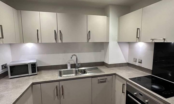 The Westside Apartment | Modern 1-bed Apartment in Birmingham