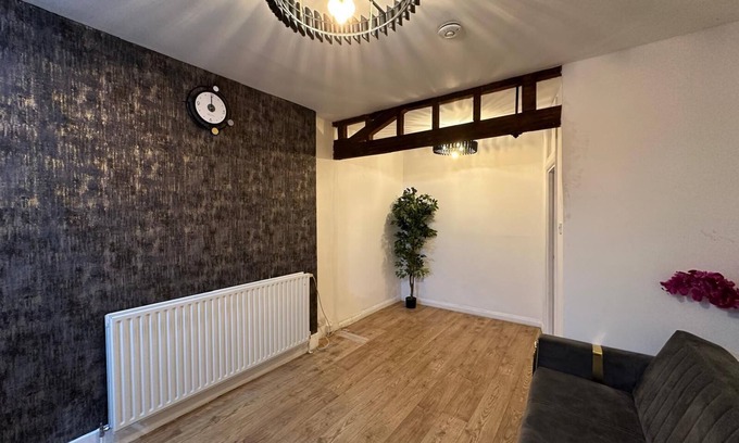 Harrow Road Apartment | Modern 2-Bedroom Apartment North Paddington City of Westminster