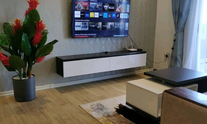 Central Kampala Apartment | Modern 2-Bedroom Fully Furnished Apartment in Kololo*