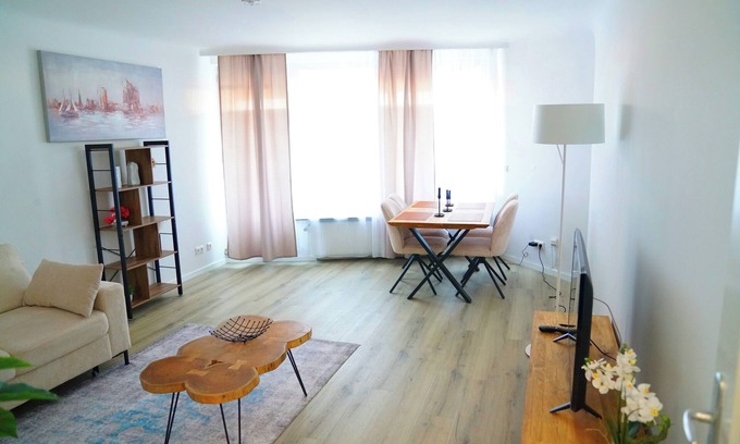 Hohenfelde Apartment | Modern 2-room apartment on the Outer Alster Hamburg - Central location & lake view