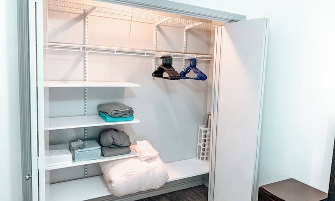 Far North Dallas Condo | MODERN 2BEDROOM 2 BATHROOM IN A PRIVATE CONDO GATED COMMUNITY