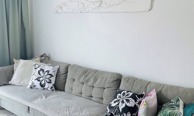 Kraaifontein Apartment | Modern 2Bedroom with braai area, free parking & WiFi – perfect for families