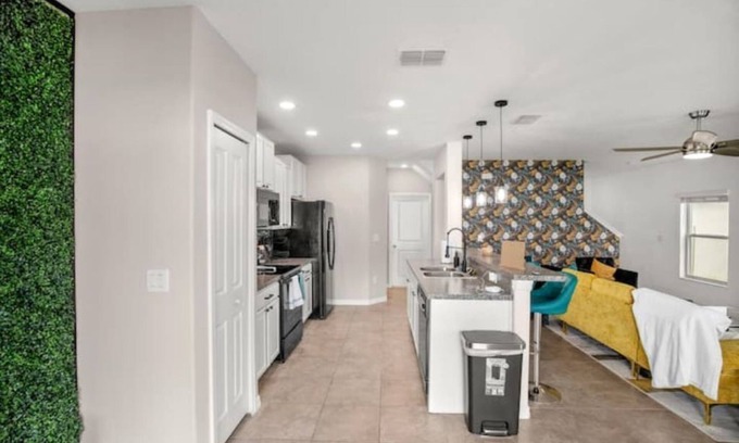 Greater Palm River Point CDC House | Modern 2Story w/King Bd/Bond Fire&Private Backyard