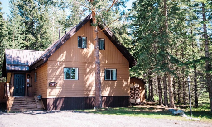 Jasper East Cabin | Modern 3 Bedroom Vacation Home