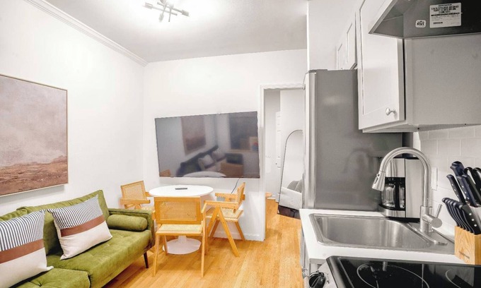 Alphabet City Apartment | Modern 3BR/2BA in the Heart of the Lower East Side
