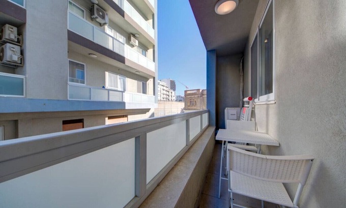 Msida Apartment | Modern 3BR home with Balcony in Central Msida
