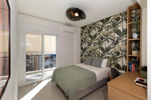 Piraeus Apartment | Modern 4BD APT Near Piraeus Port-ATH-15 min walk-Pirasmus Residencies