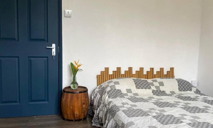 Roches Brunes Apartment | Modern & Affordable Apartment - Roches Brunes