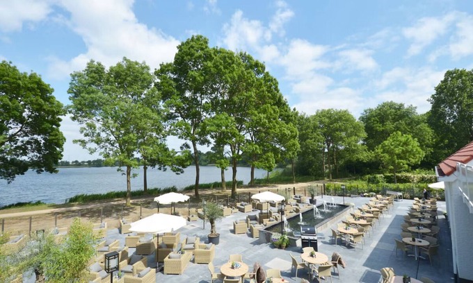 Municipality of 's-Hertogenbosch Hotel | Modern Amenities with Onsite Dining and Easy Access to Cultural Attractions!