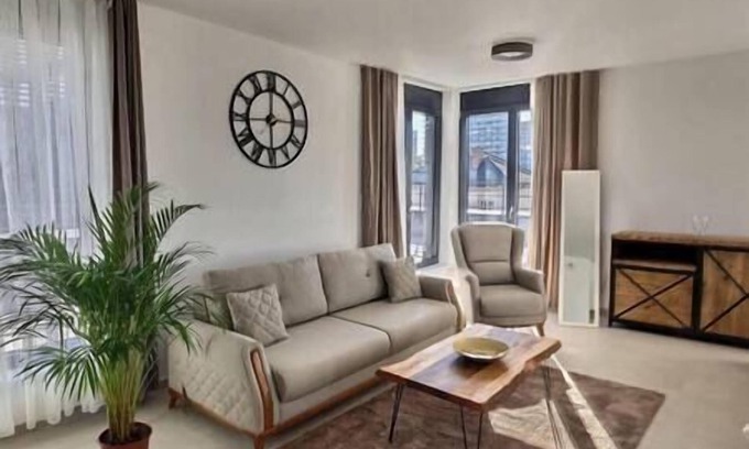 Bourgfelden Apartment | Modern and bright penthouse 3 minutes from Basel-Center