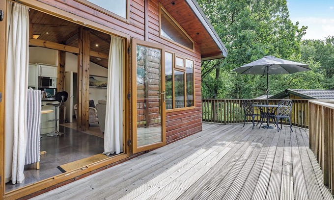 Charlesworth Ski Chalet | Modern and luxurious lodge.