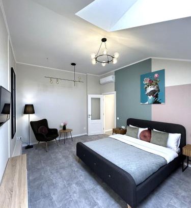 Lviv City Center Apartment | Modern Apartment, 5mins to Rynok Square
