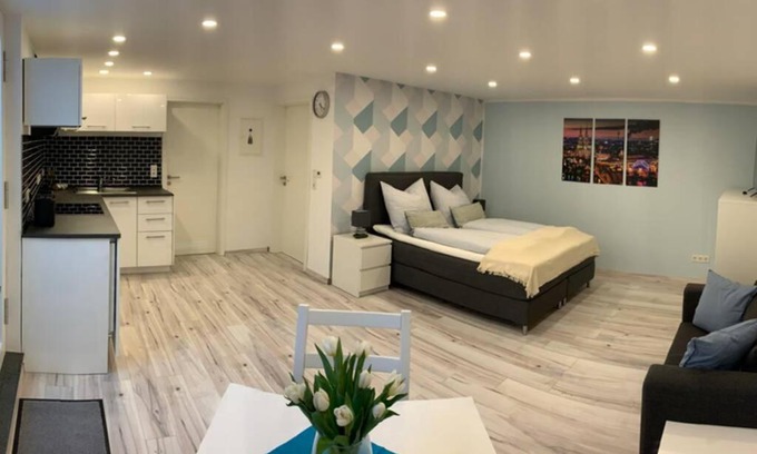 Putzchen/Bechlinghoven Apartment | Modern apartment especially suited for business consultants I close to DT, DHL & UN Campus I reserved parking & personal shuttle to UN campus on demand