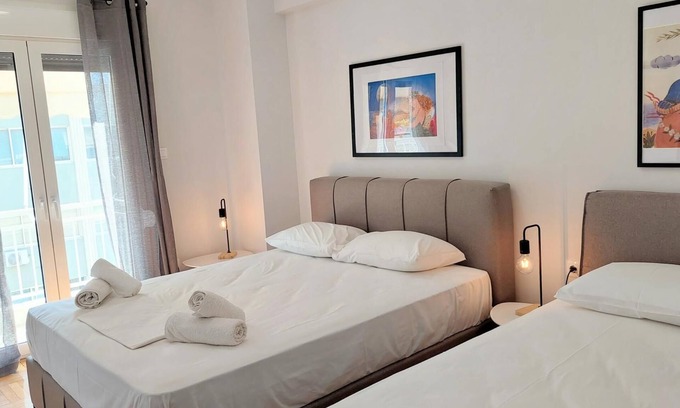 Kinosargous Apartment | Modern apartment in Acropolis museum