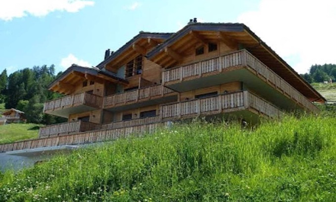 Sion Apartment | Modern apartment in Veysonnaz
