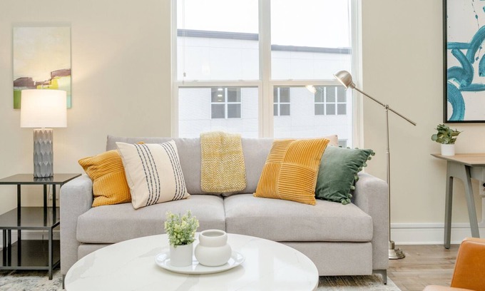Beachwood Apartment | Modern Apartment in Prime Location (ID2685X5)