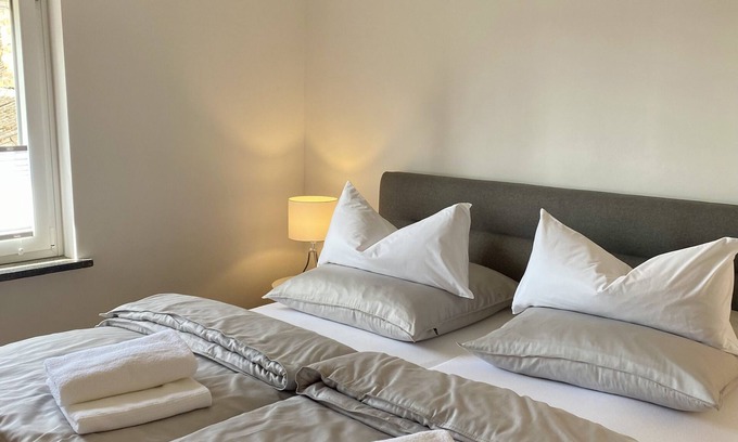 Domitz Apartment | Modern apartment in the historic old town of Dömitz