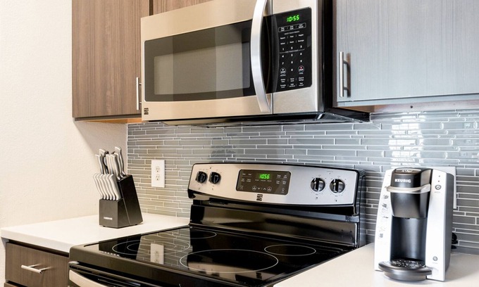 Cedar Park Apartment | Modern Apartment in Prime Location (ID4320X88)