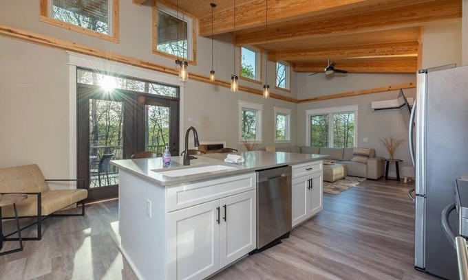 Lake Lure House | Modern Butterfly at Rumbling Bald