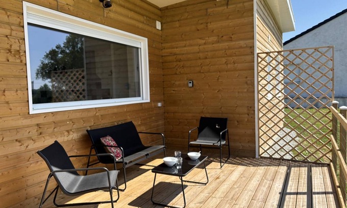 Marcillat-en-Combraille Cottage | Modern chalet in Marcillat-en-Combraille, nature and comfort for 4 people