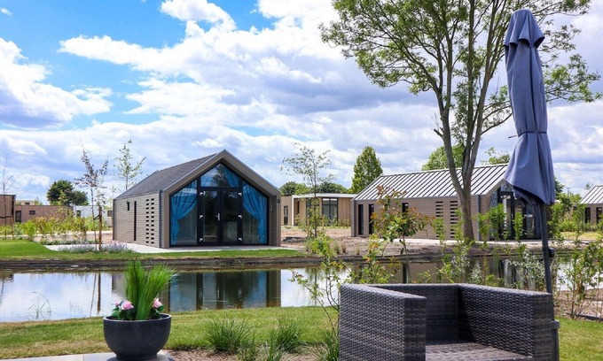 Olburgen House | Modern chalet with dishwasher, near the IJssel